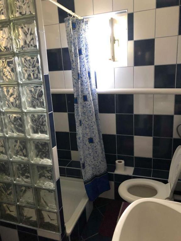 Balázs Vendégház Lupeni  Esterno foto