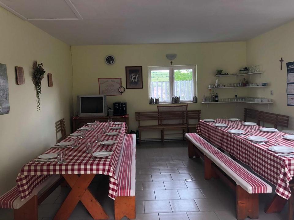 Balázs Vendégház Lupeni  Esterno foto